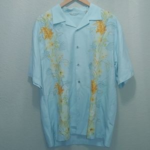 M Tommy Bahama Hawaiian Floral Shirt